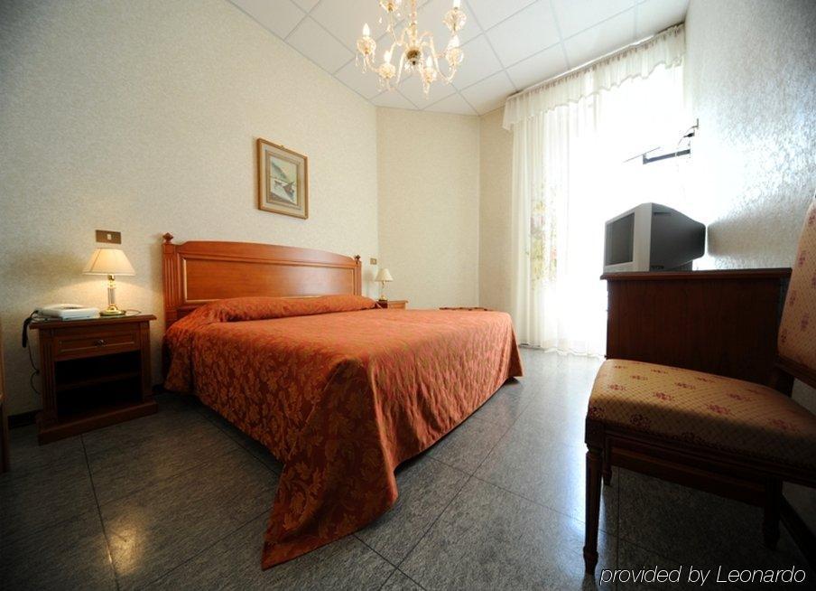 Hotel B&B Hotel Trieste Trieste